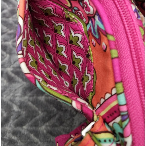 Vera Bradley Hot Pink Floral Paisley Mini Crossbody Bag Purse Quilted Purple - Picture 4 of 11